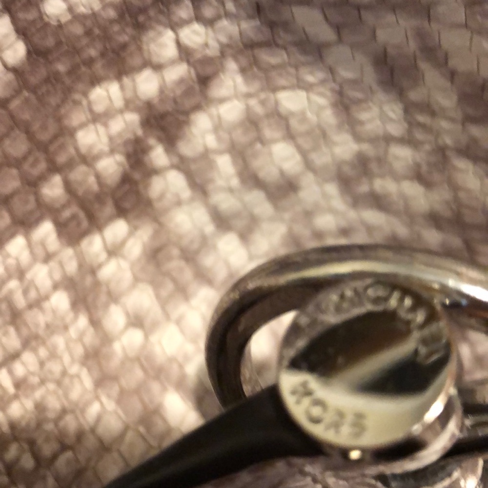 Michael kors Bag - Picture 8 of 8